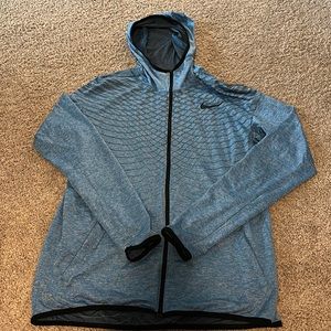 Men’s Zip nike light weight jacket